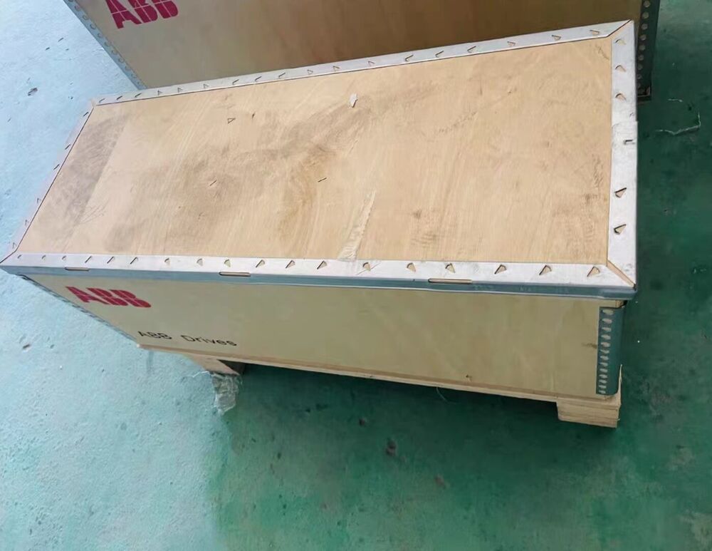 NEW ABB ACS550-01-290A-4 frequency converter Express shipping