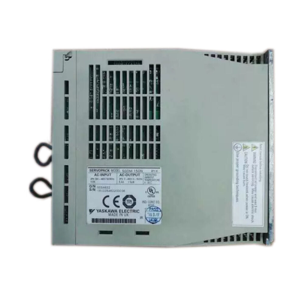 New In Box YASKAWA SGDM-15DN Servo Drive Fedex / DHL