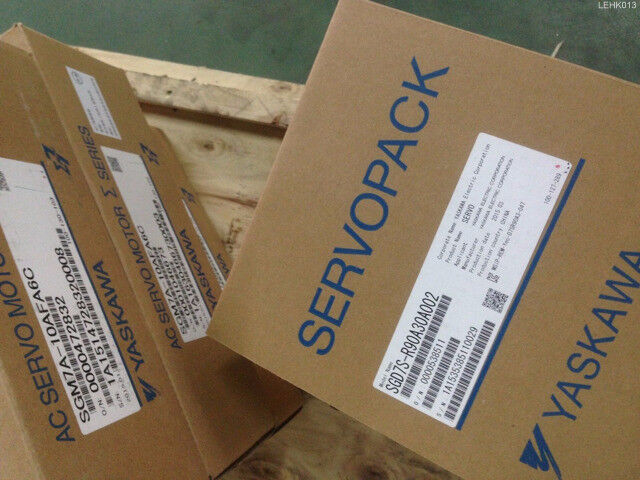 1PC New Yaskawa SGD7S-R90A30A002 Servo Driver Expedited Shipping