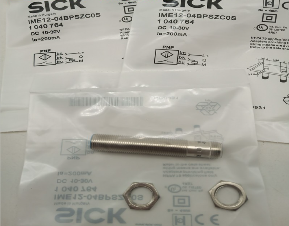 1PC New Sick IME12-04BPSZC0S Proximity Sensor Free Shipping DHL / UPS / FedEx