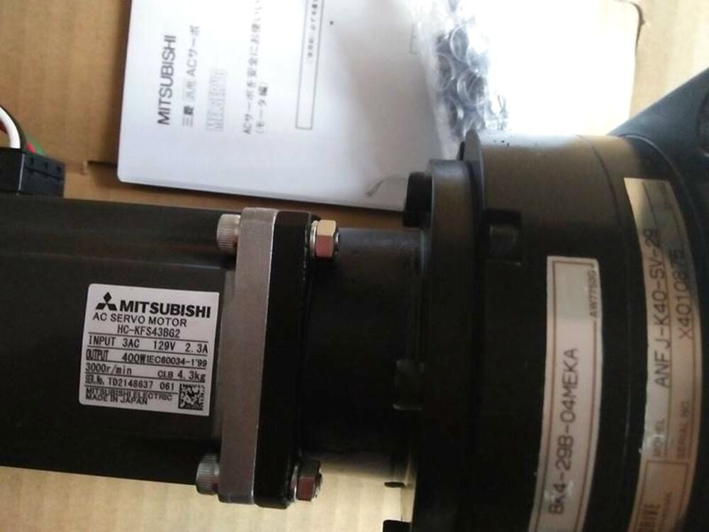 NEW Mitsubishi HC-KFS43BG2 Servo Motor UPS / DHL / Fedex