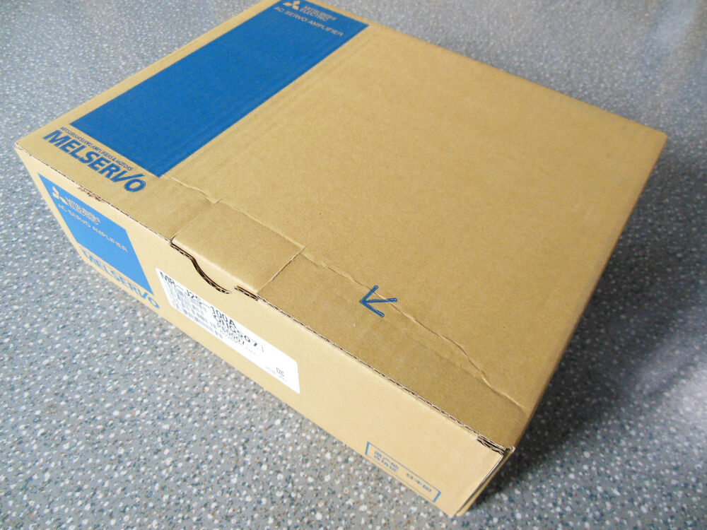 Mitsubishi MR-J2S-100A Servo Driver MRJ2S100A in Box from Japan New UPS / DHL / Fedex