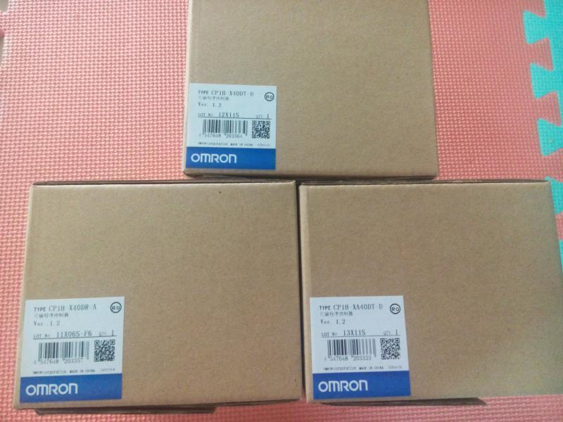 1PC Omron PLC CP1W-40EDT Expansion Unit CP1W40EDT New In Box DHL / UPS / FedEx