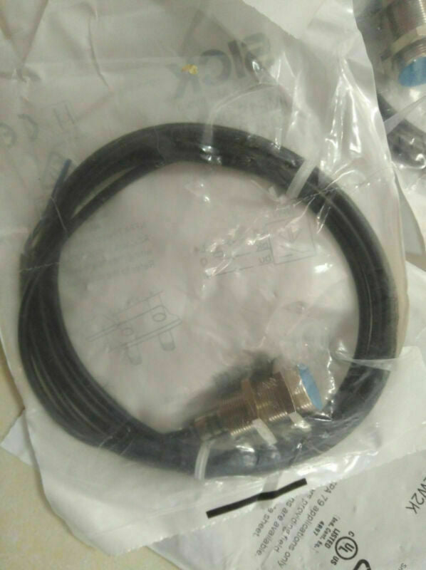 1PC New Sick IME18-08BNSZW2K Proximity Switch IME1808BNSZW2K DHL / UPS / FedEx