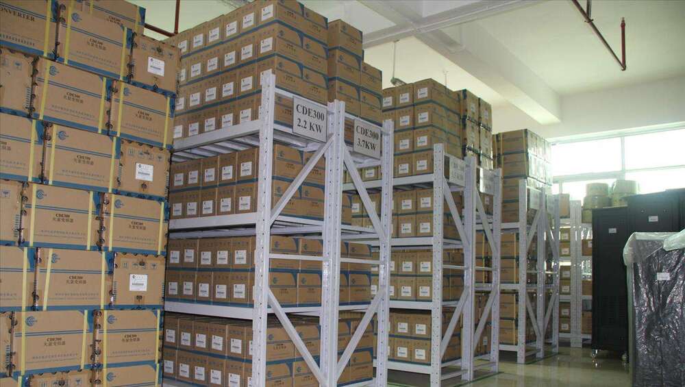 1PC New Yaskawa SGMPH-02A1A-YR31 Servo Motor Expedited Shipping
