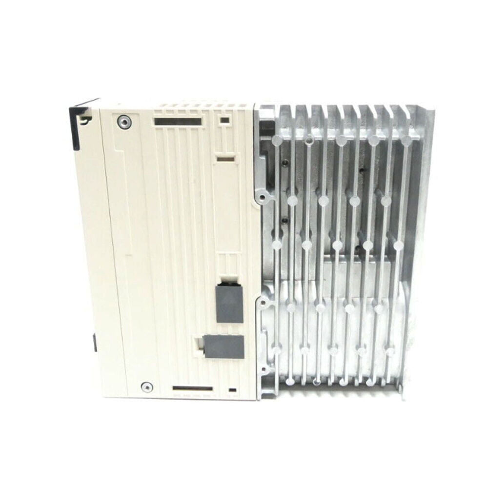 1PC New In Box Yaskawa SGDV-2R8A21B Servo Drives Expedited Shipping