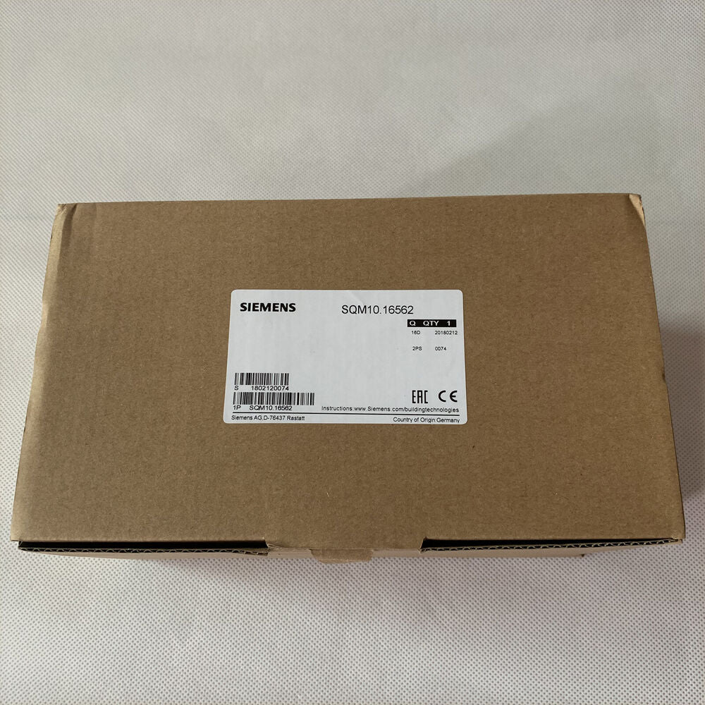 1PC Siemens SQM10.16562 Servo Motor New In Box Expedited Shipping DHL / UPS / FedEx