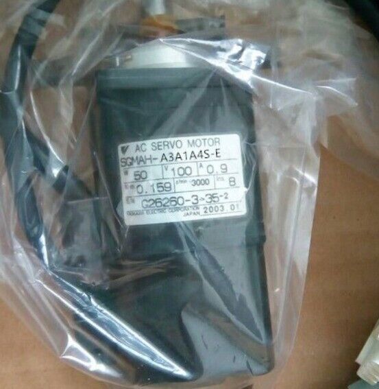 1PC Yaskawa SGMAH-A3A1A4S-E Servo Motor New SGMAHA3A1A4SE Expedited Shipping DHL / UPS / FedEx