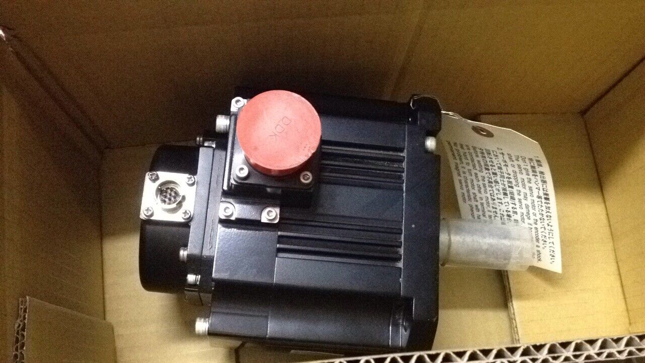 NEW MITSUBISHI AC SERVO MOTOR HF-SP102 HFSP102 FREE EXPEDITED SHIPPING DHL / UPS / FedEX