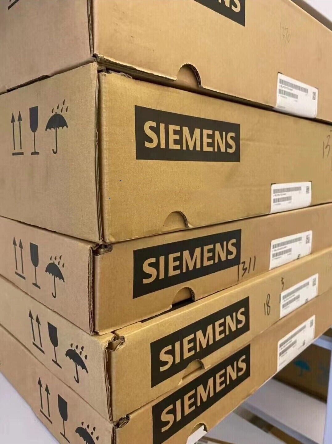 6FC5500-0AA00-1AA0 SIEMENS Brand New Fast Shipping (By DHL)