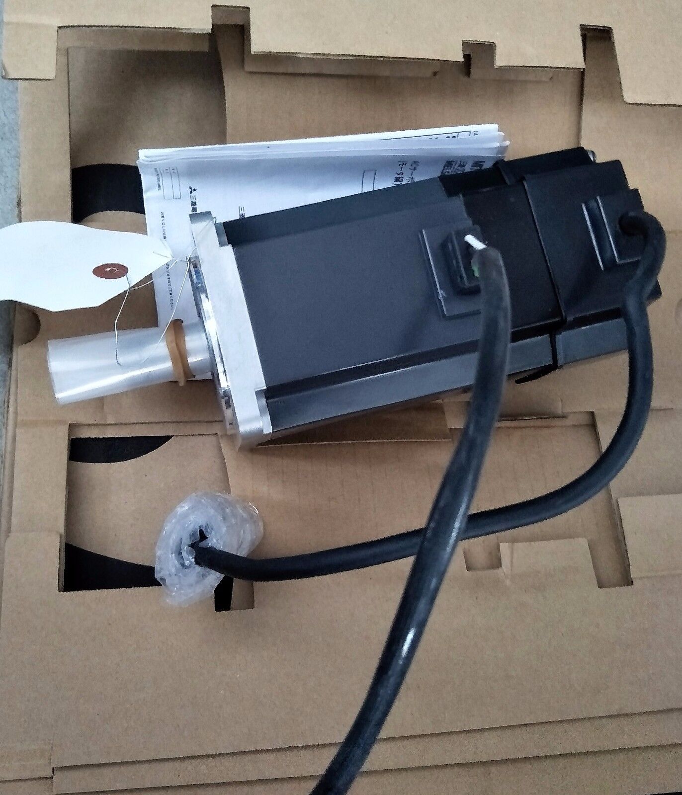 NEW MITSUBUSHI AC SERVO MOTOR HC-MFS73-S23 HCMFS73S23 FREE EXPEDITED SHIPPING DHL / UPS / FedEx