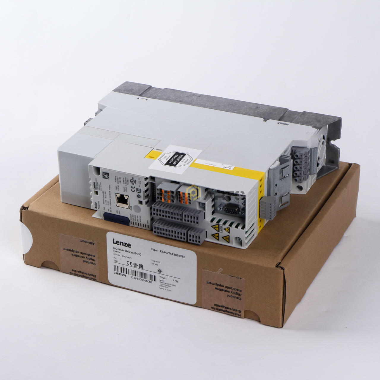 ONE NEW LENZE Inverter E84AVTCE3024VBS