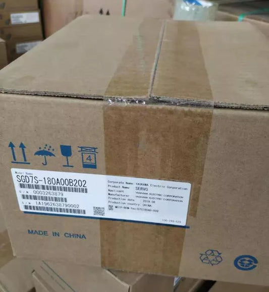 1PC New In Box Yaskawa SGD7S-180A00B202 Servo Drives Expedited Shipping