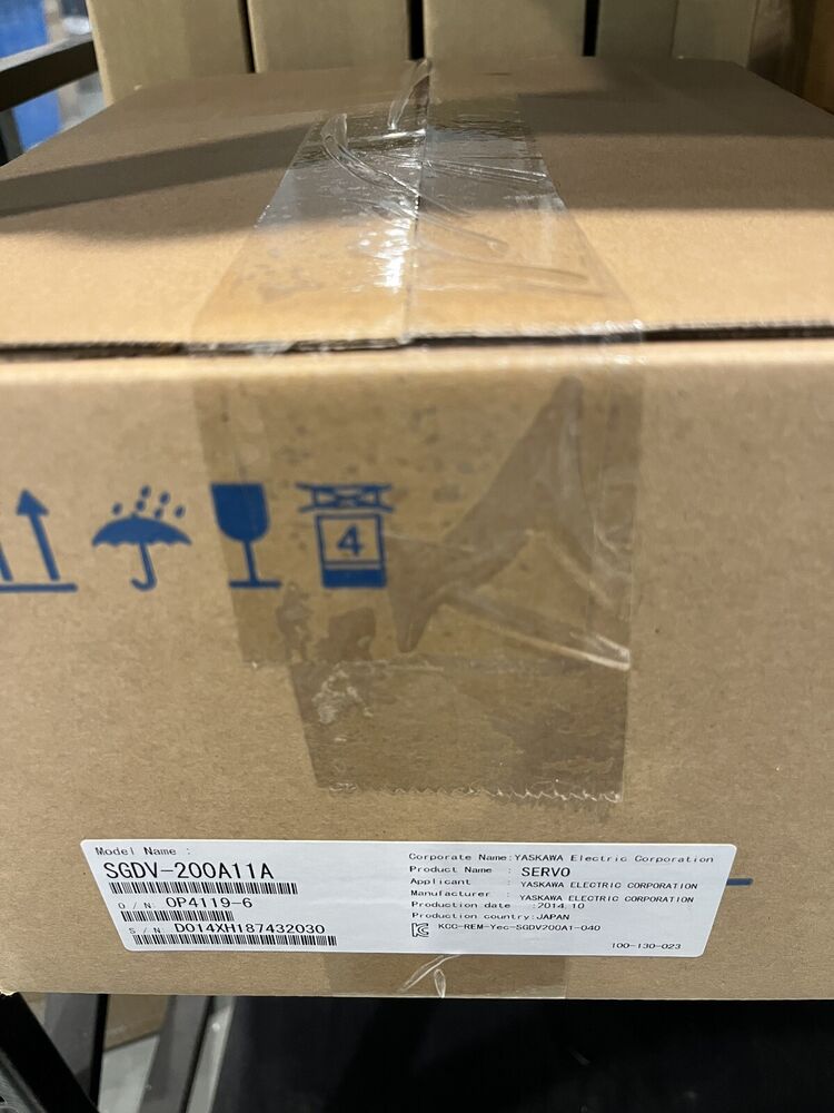 1PC New Yaskawa SGDV-200A11A Servo Driver Expedited Shipping