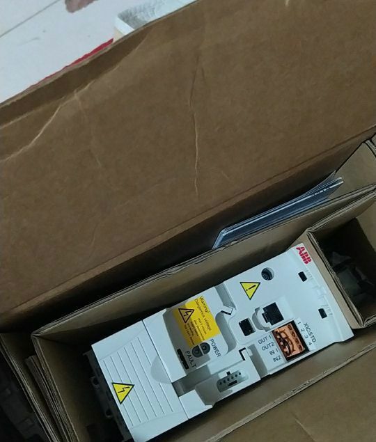 New 1PC ABB ACS355-03E-04A1-4 380V 1.5KW Inverter Expedited Shipping
