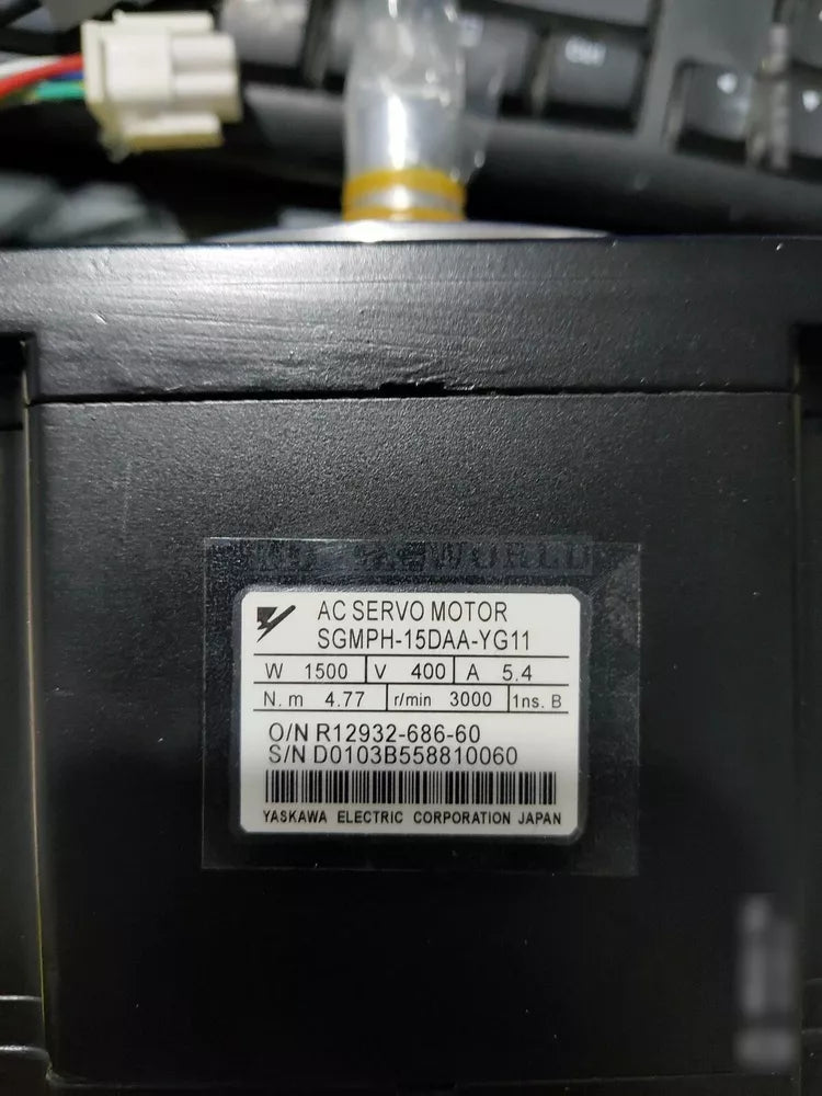 1PC New Yaskawa SGMPH-15DAA-YG11 Servo Motor Expedited Shipping