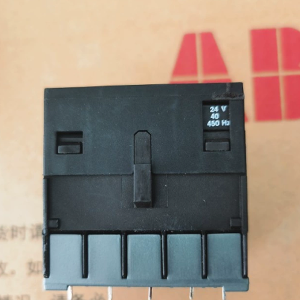 NEW ABB B7-30-10-P Auxiliary Contacts DHL / UPS / FedEx