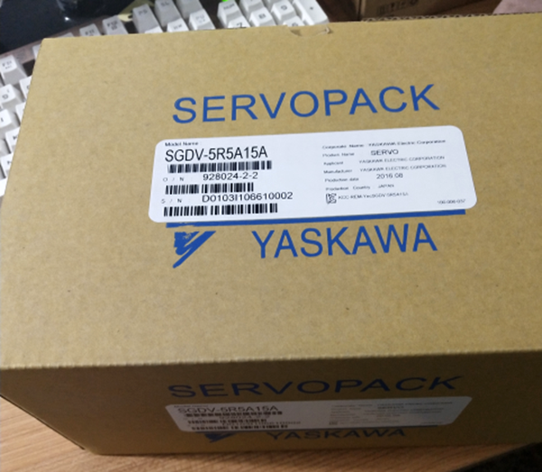 1PC New Yaskawa SGDV-5R5A15A Servo Driver Expedited Shipping