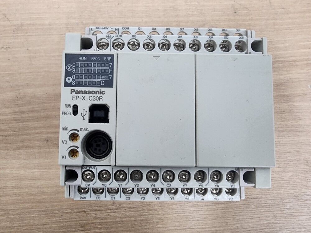 1PC New Panasonic AFPX-C30R Expansion Unit AFPXC30R