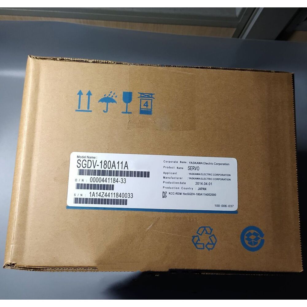 1PC New Yaskawa SGDV-180A11A Servo Driver Expedited Shipping