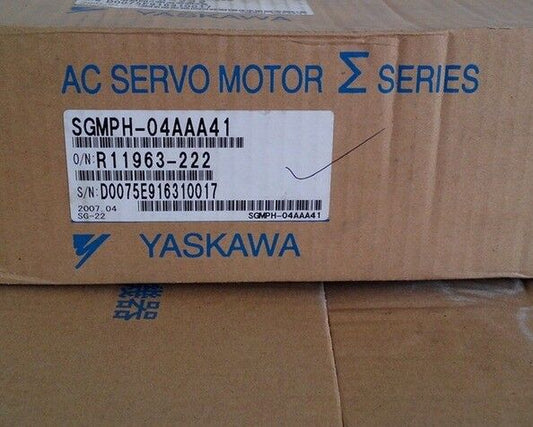 1PC New Yaskawa SGMPH-04AAA41 Servo Motor Expedited Shipping