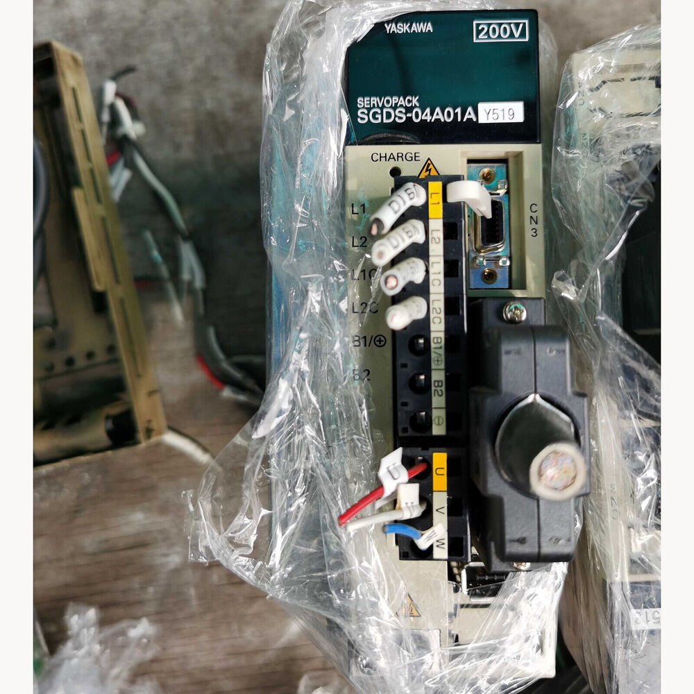 1PC New Yaskawa SGDS-04A01AY519 Servo Driver Expedited Shipping SGDS04A01AY519