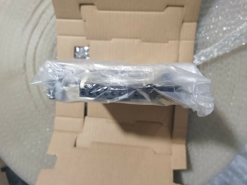 NEW YASKAWA SERVO DRIVER SGDV-2R8A11A SGDV2R8A11A FREE EXPEDITED SHIPPING DHL / UPS / FedEx