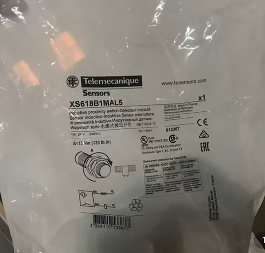 1PCS New Schneider XS618B1MAL5 Proximity Switch Free Shipping DHL / UPS / FedEX