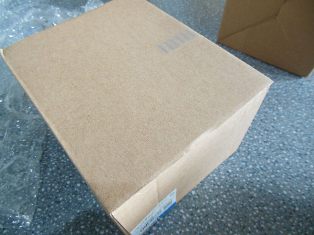 Omron CPM1A-30CDR-A-V1 PLC Module CPM1A30CDRAV1 New In Box DHL / UPS / FedEx