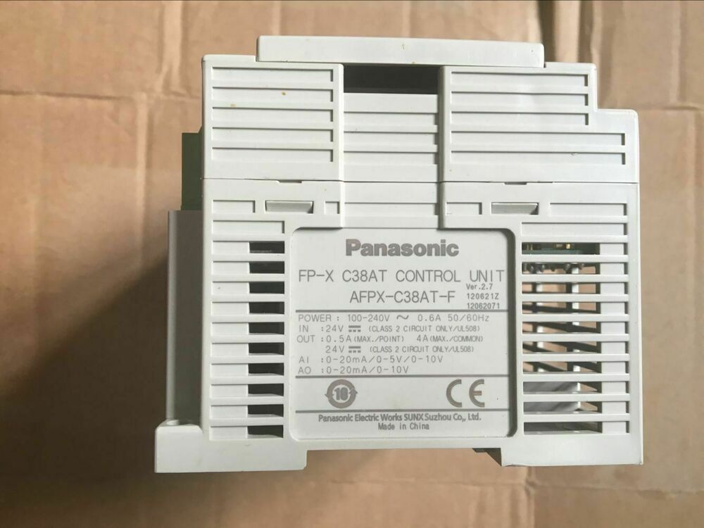 1PC New Panasonic AFPX-C38AT-F Expansion Unit AFPXC38ATF