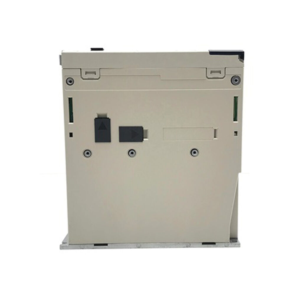 New In Box YASKAWA SGD7S-7R6A00A002 Servo Driver DHL / UPS / FedEx