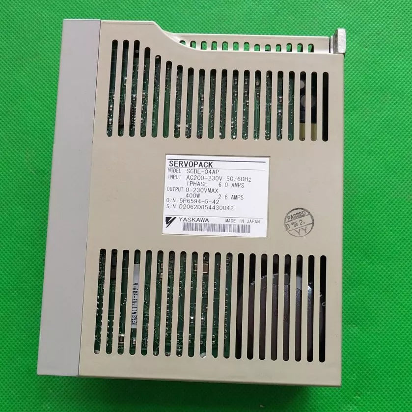 1PC New Yaskawa SGDL-04AP Servo Driver Expedited Shipping SGDL04AP