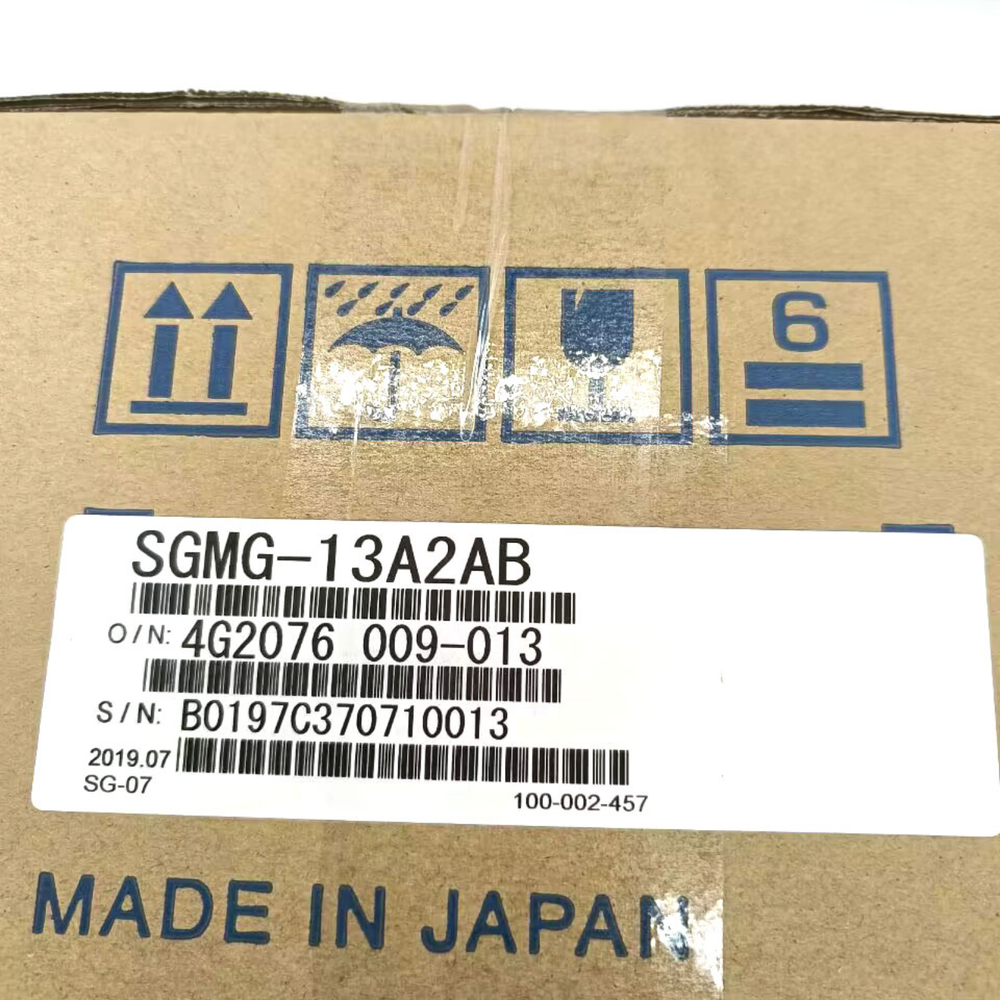 1PC New Yaskawa SGMG-13A2AB Servo Motor Expedited Shipping SGMG13A2AB