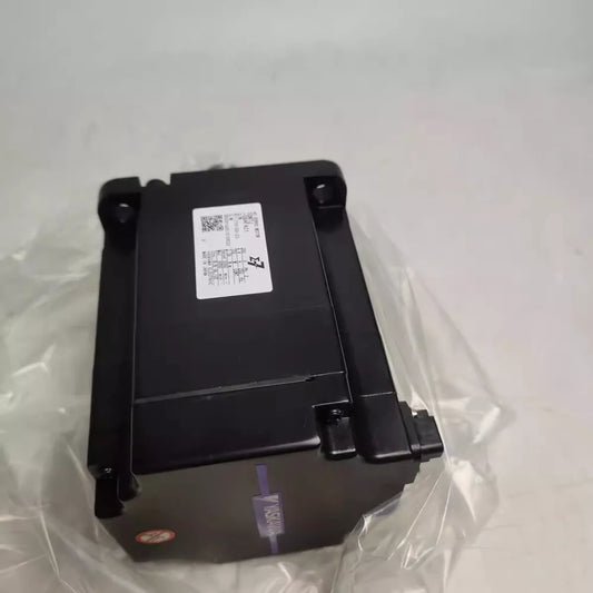 1PC New Yaskawa SGM7J-08AFA21 Servo Motor Expedited Shipping SGM7J08AFA21