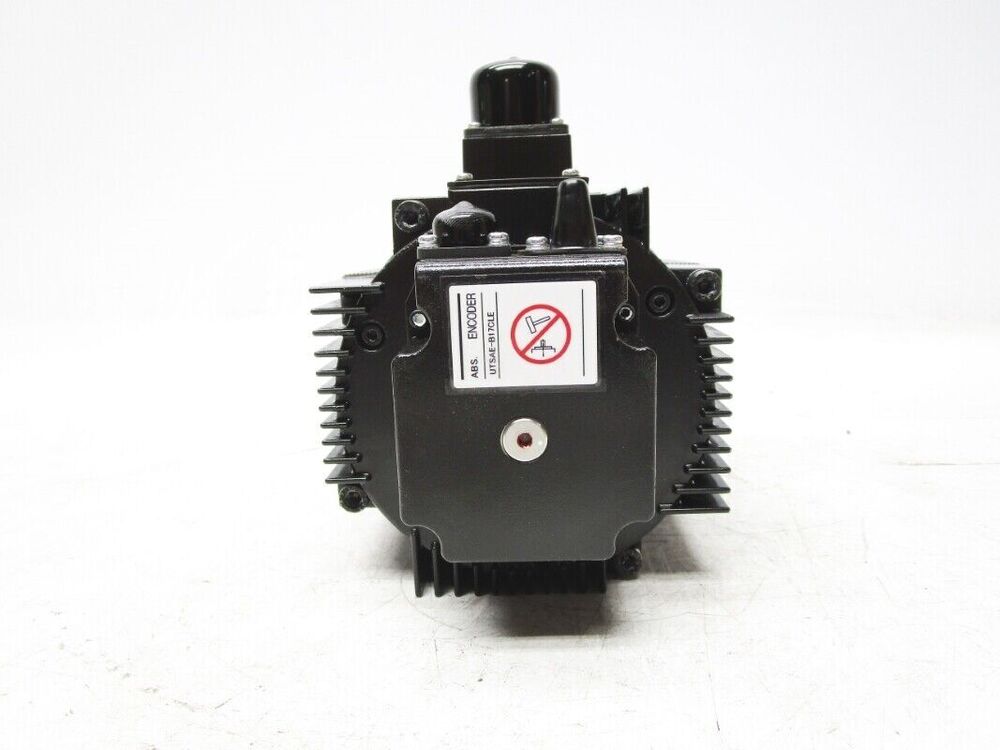 1PC New Yaskawa SGMRS-75A2A-YR22 Servo Motor Expedited Shipping
