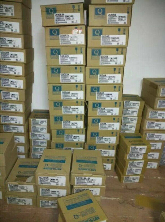 Mitsubishi plc Q63RP new FREE EXPEDITED SHIPPING DHL / UPS / FedEX