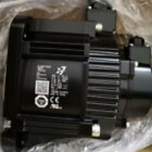 1PC New Yaskawa SGM7G-09A7C61 Servo Motor Expedited Shipping SGM7G09A7C61