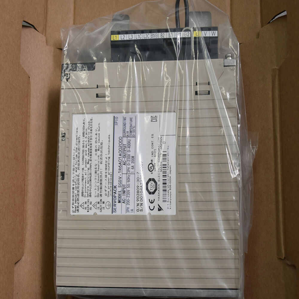 1PC New Yaskawa SGDV-1R6A01A002000 Servo Driver Expedited Shipping