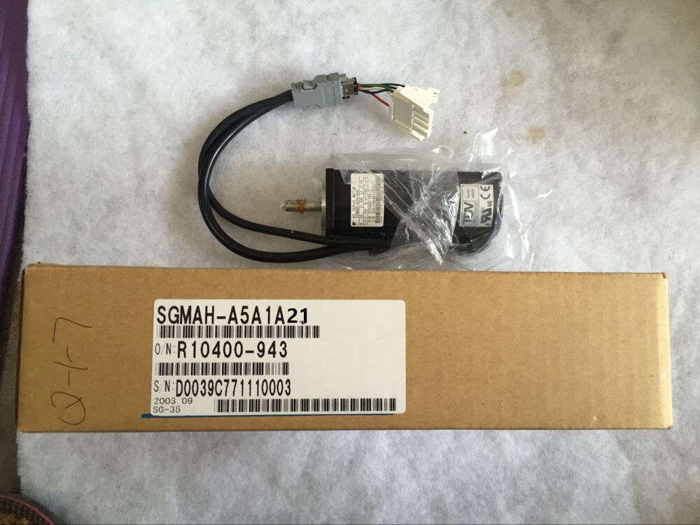 1PC New Yaskawa SGMAH-A5A1A21 Servo Motor Expedited Shipping SGMAHA5A1A21