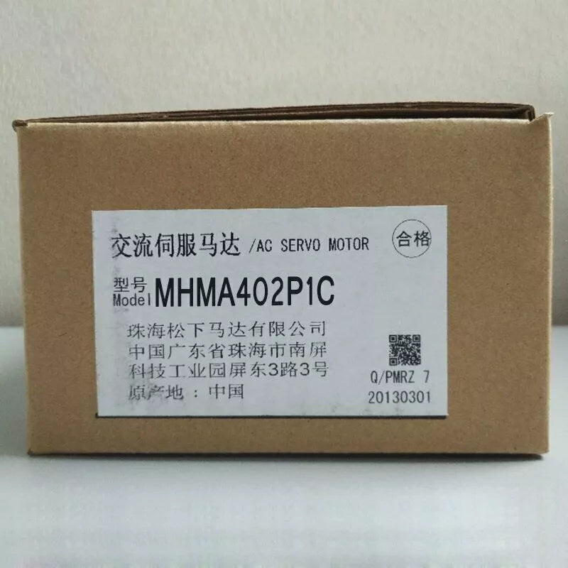 1PC New In Box Panasonic MHMA402P1C Servo Motor Expedited Shipping