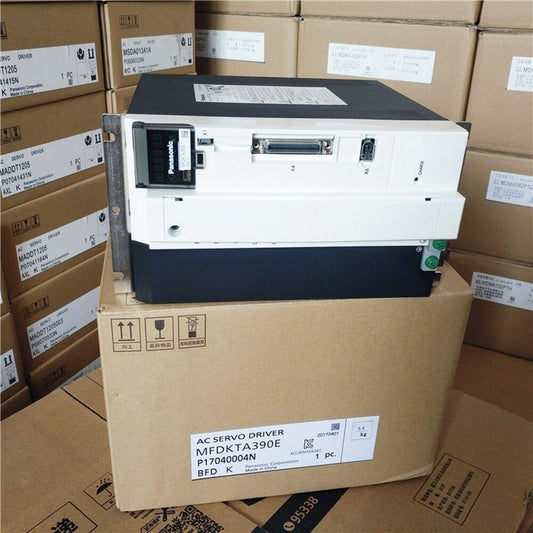 1PC New In Box Panasonic MFDKTA390E Servo Drive Expedited Shipping