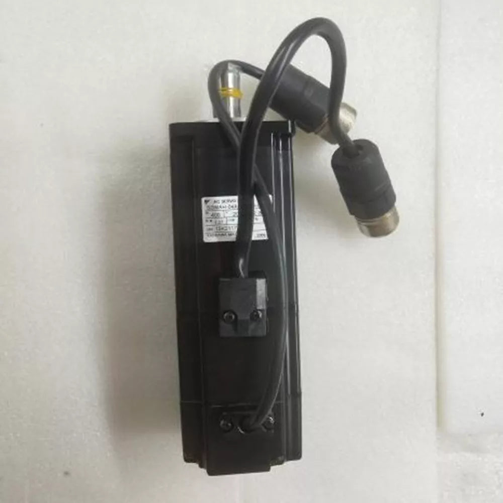 1PC New Yaskawa SGMAH-04AAA6CD-OY Servo Motor Expedited Shipping