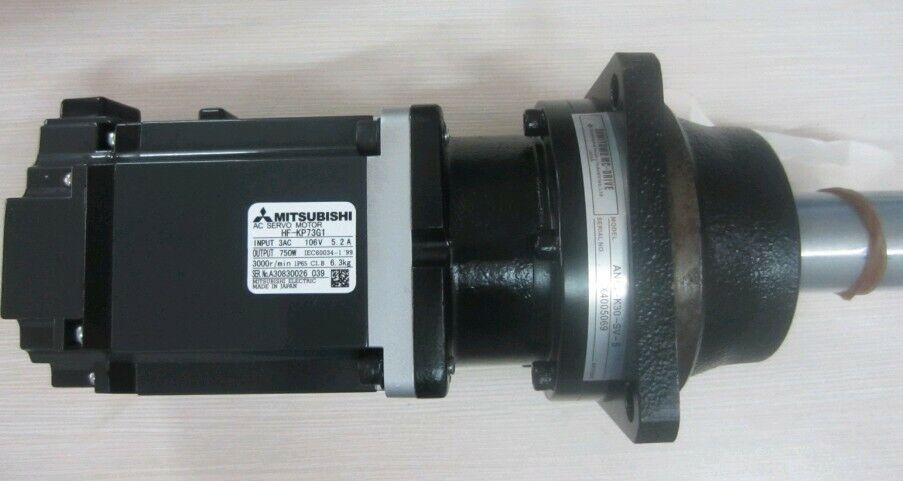 1PC MITSUBISHI HF-KP73G1 Servo Motor HF-KP73G1 New In Box Expedited Shipping DHL / UPS / FedEx