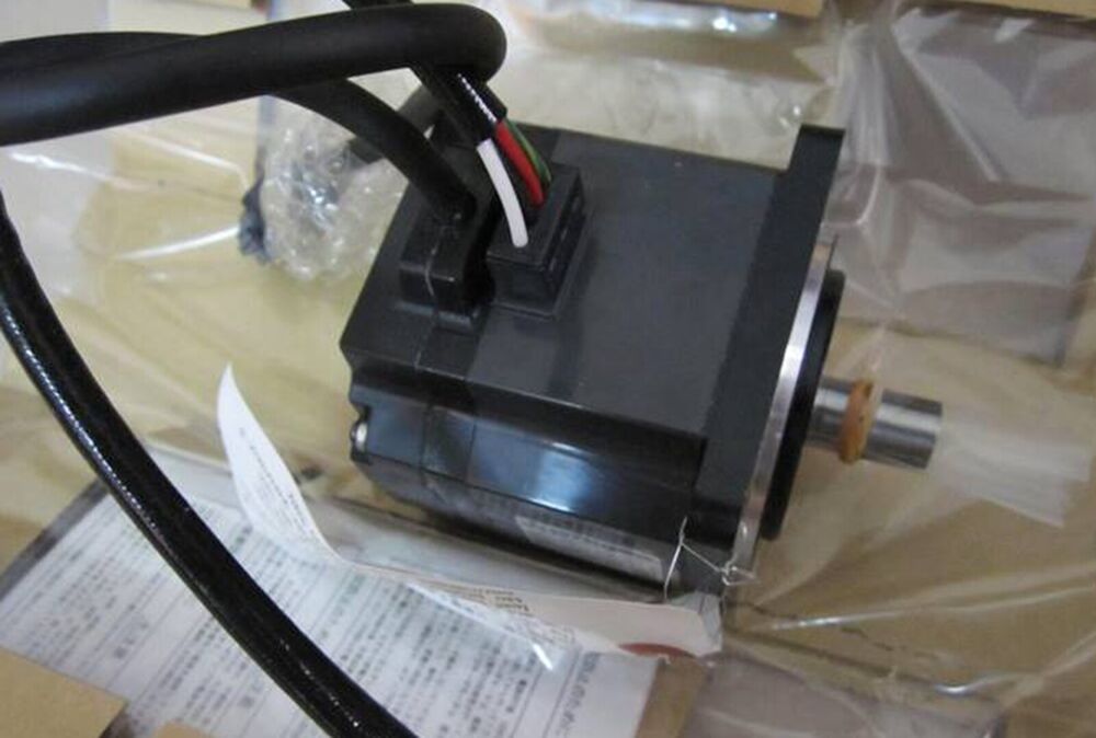 NEW Mitsubishi HC-UFS23 HCUFS23 Servo Motor UPS / DHL / Fedex