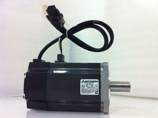 MITSUBISHI HC-KFE73 AC SERVO MOTOR New In Box HCKFE73 Free Expedited Shipping DHL / UPS / FedEX