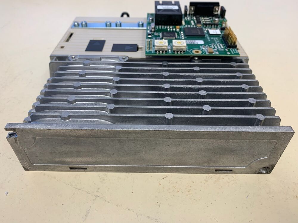 1PC New In Box Yaskawa SGDV-2R8AE1A Servo Drives Expedited Shipping