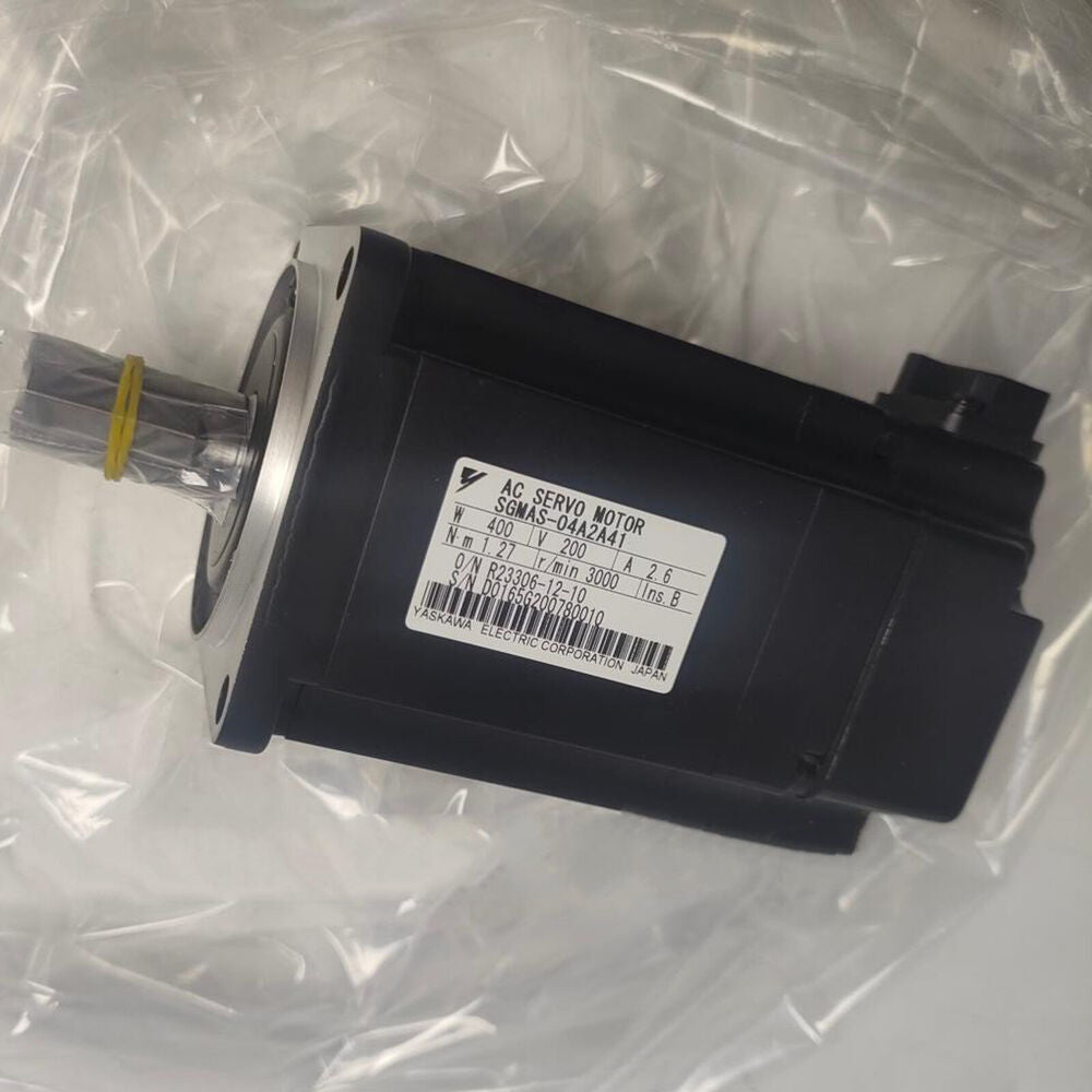 1PC New Yaskawa SGMAS-04A2A41 Servo Motor Expedited Shipping SGMAS04A2A41