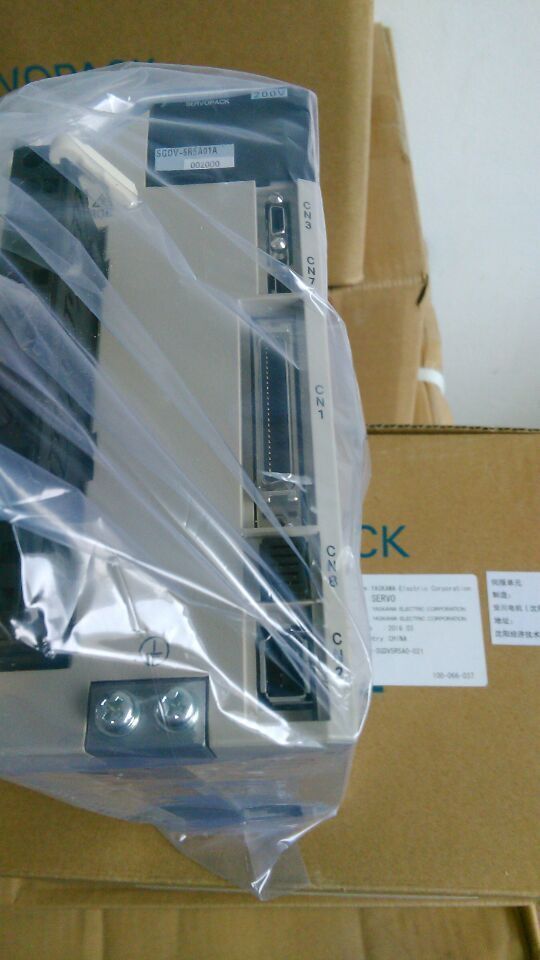 1PC Yaskawa SGDV-5R5A01A002000 AC Servo Drive SGDV5R5A01A002000 New In Box DHL / UPS / FedEx