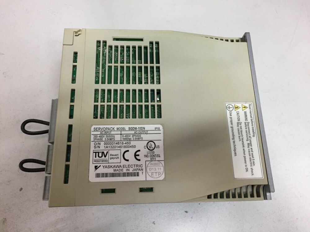 1PC New Yaskawa SGDM-10DN Servo Driver Expedited Shipping
