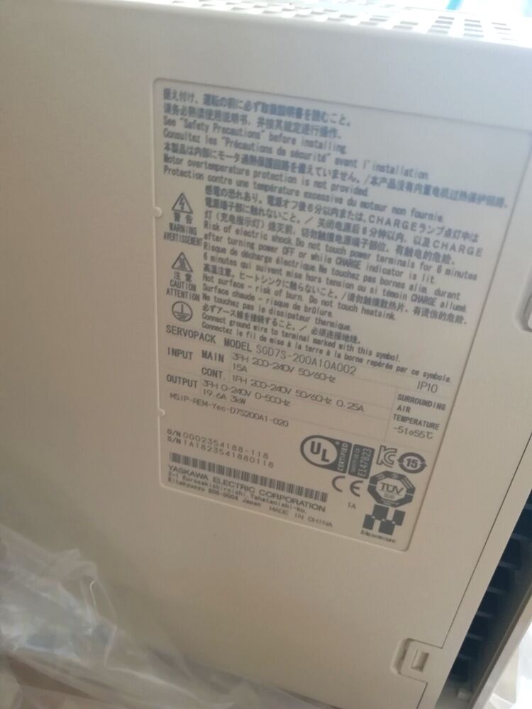 1PC New Yaskawa SGD7S-200A10A002 Servo Driver Expedited Shipping